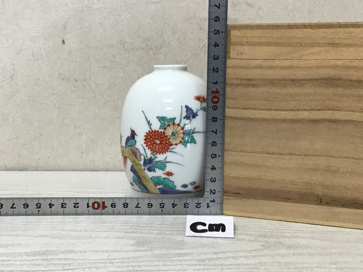 Y2878 FLOWER VASE 14th Kakiemon Sakaida signed box Japan ikebana home decor