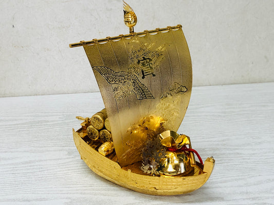 Y3026 OKIMONO Yacht ship figure golden metal Japan antique decor interior