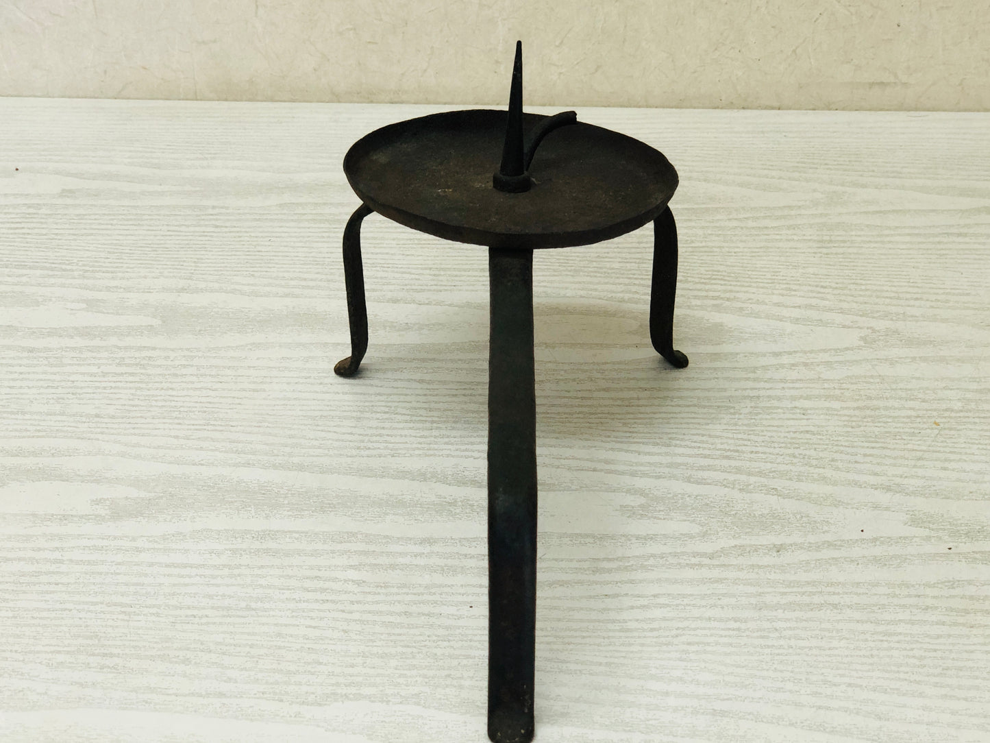 Y3033 Buddhist Altar Equipment Iron Candle Stand Holder Japan antique interior