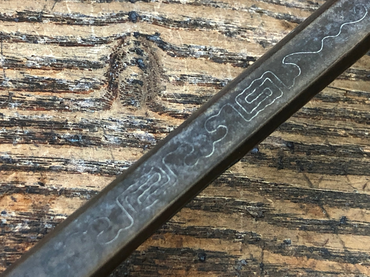 Y3234 YATATE Copper inlaid weight shape Japan Brush Inkwell Holder antique shuji