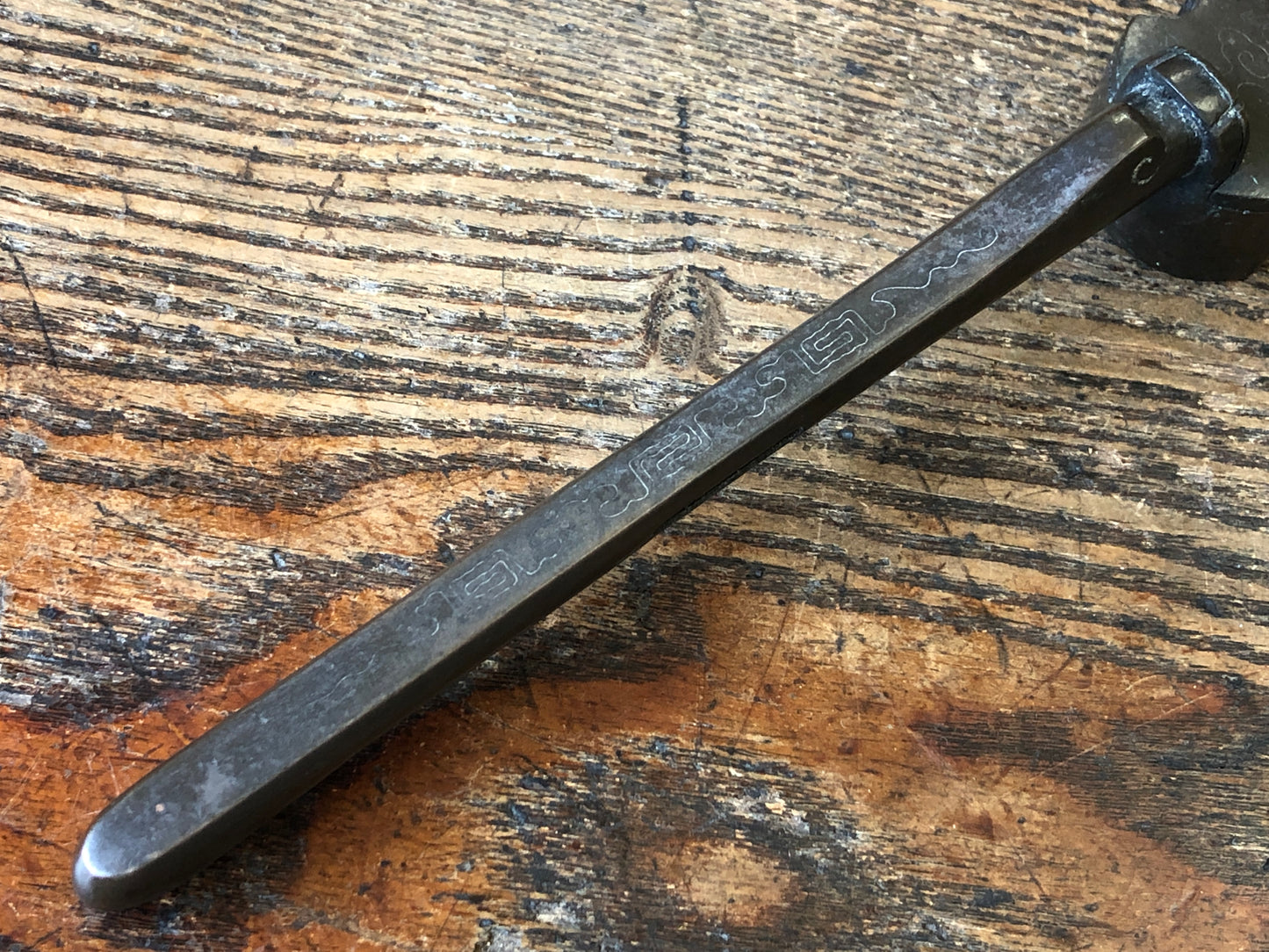 Y3234 YATATE Copper inlaid weight shape Japan Brush Inkwell Holder antique shuji