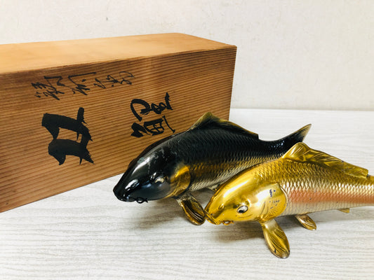 Y3285 OKIMONO Koi Fish pair figure figurine signed box Japanese antique interior