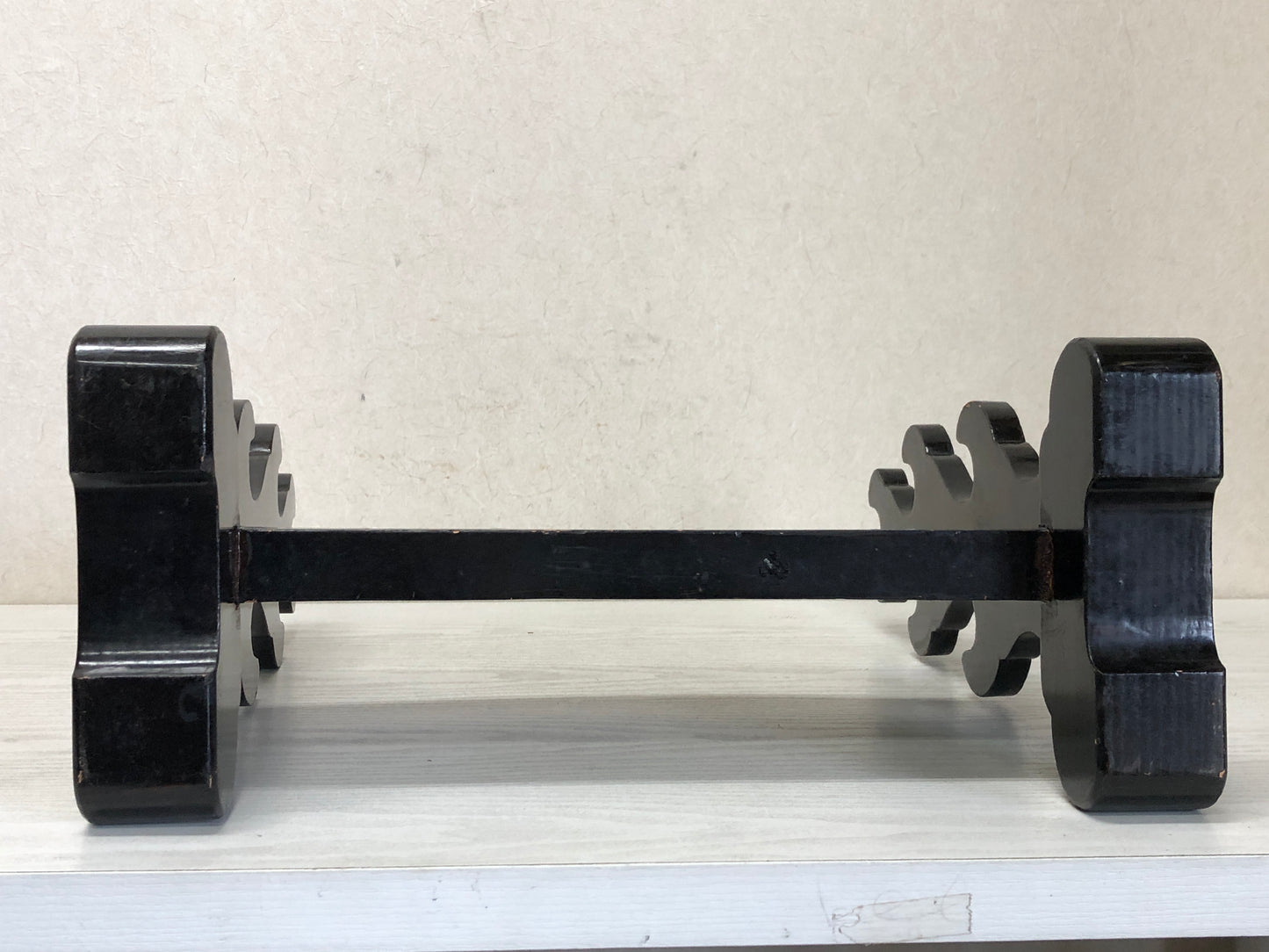 Y3361 OKIMONO katana Sword Rack Bird Flower Makie Raden work Japan antique