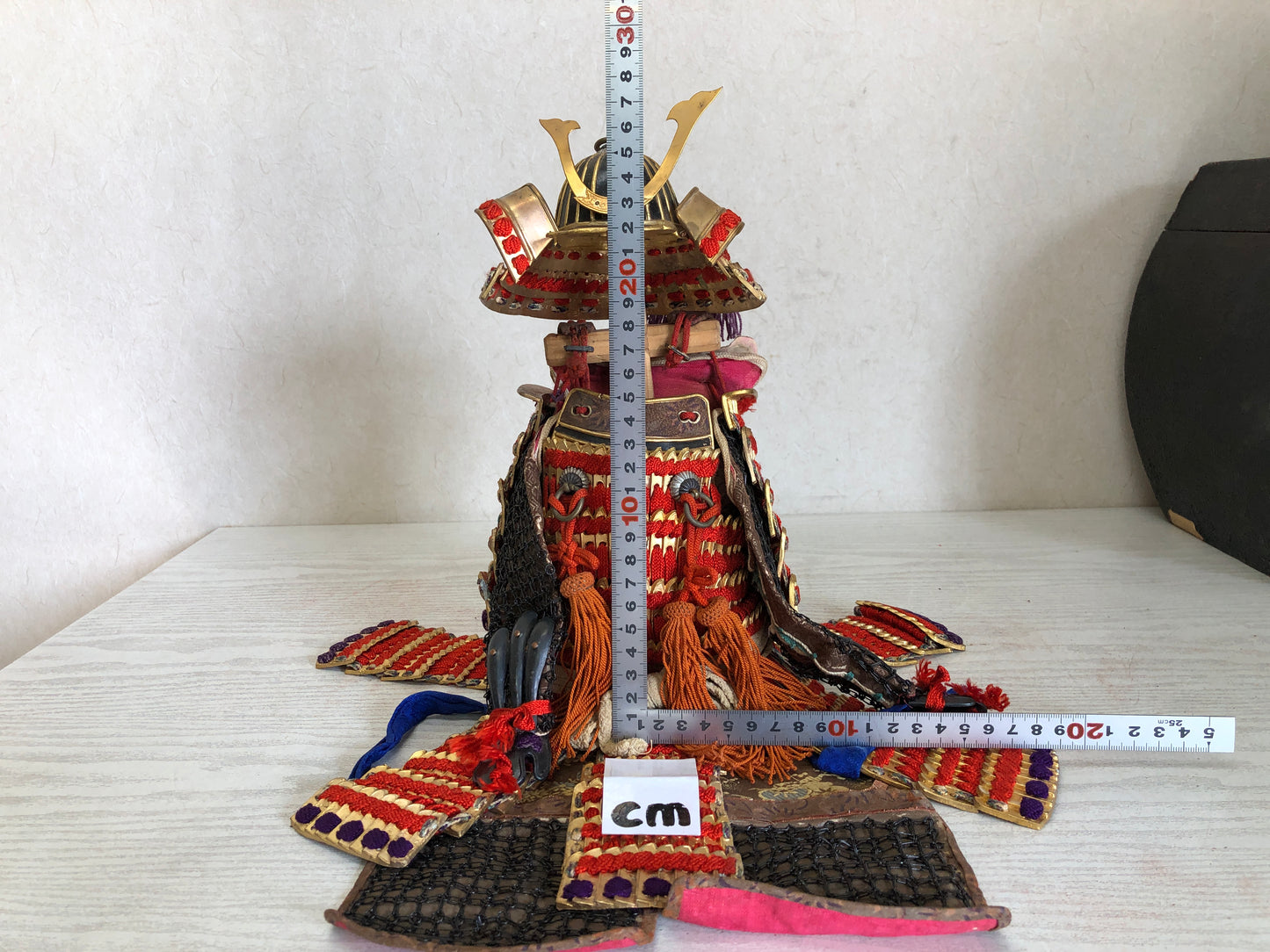 Y3417 OKIMONO Yoroi armor Boy's Festival figure figurine box Japan antique
