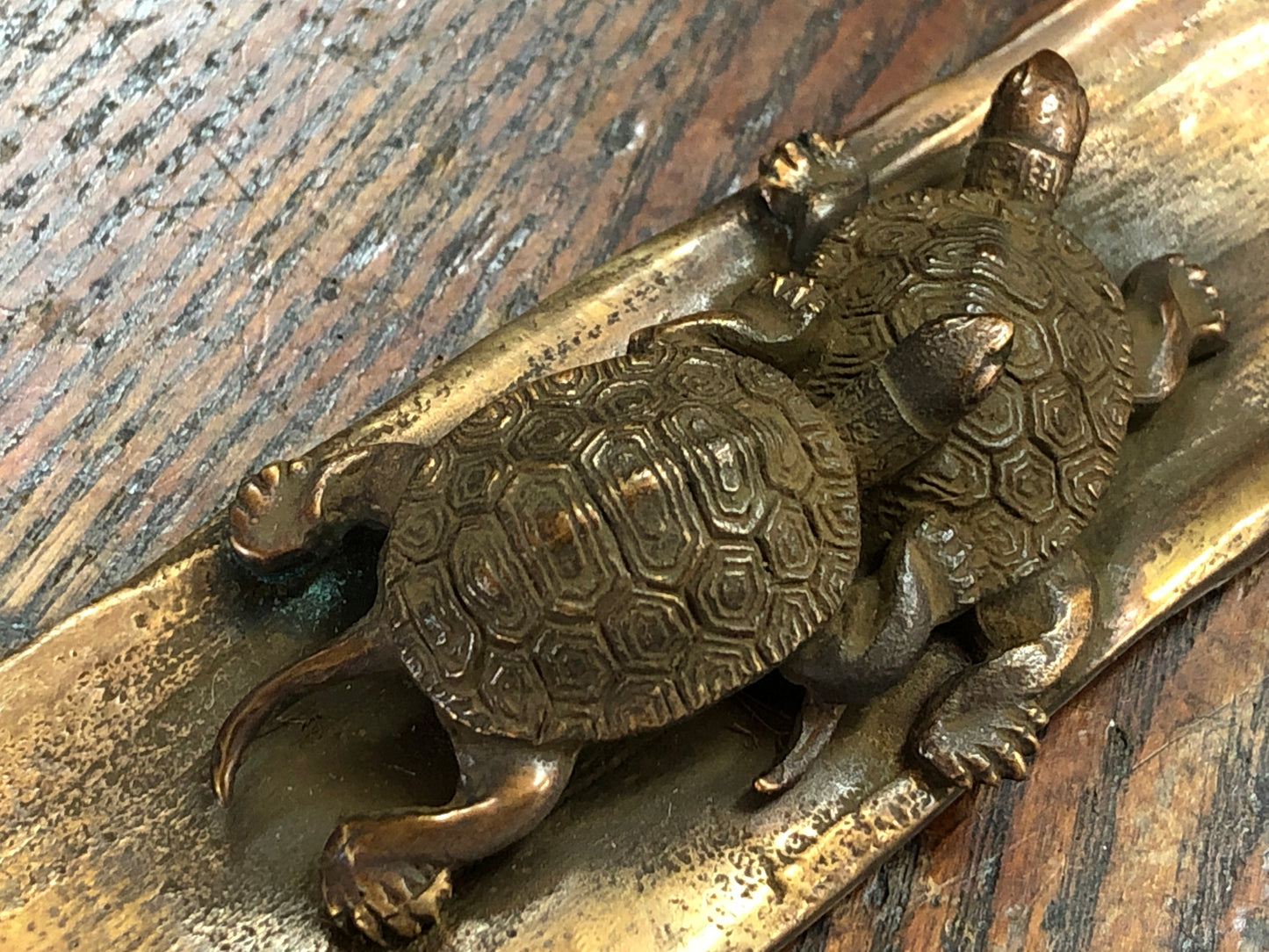 Y3602 OKIMONO Copper Paperweight Turtle signed box stationary Japan antique