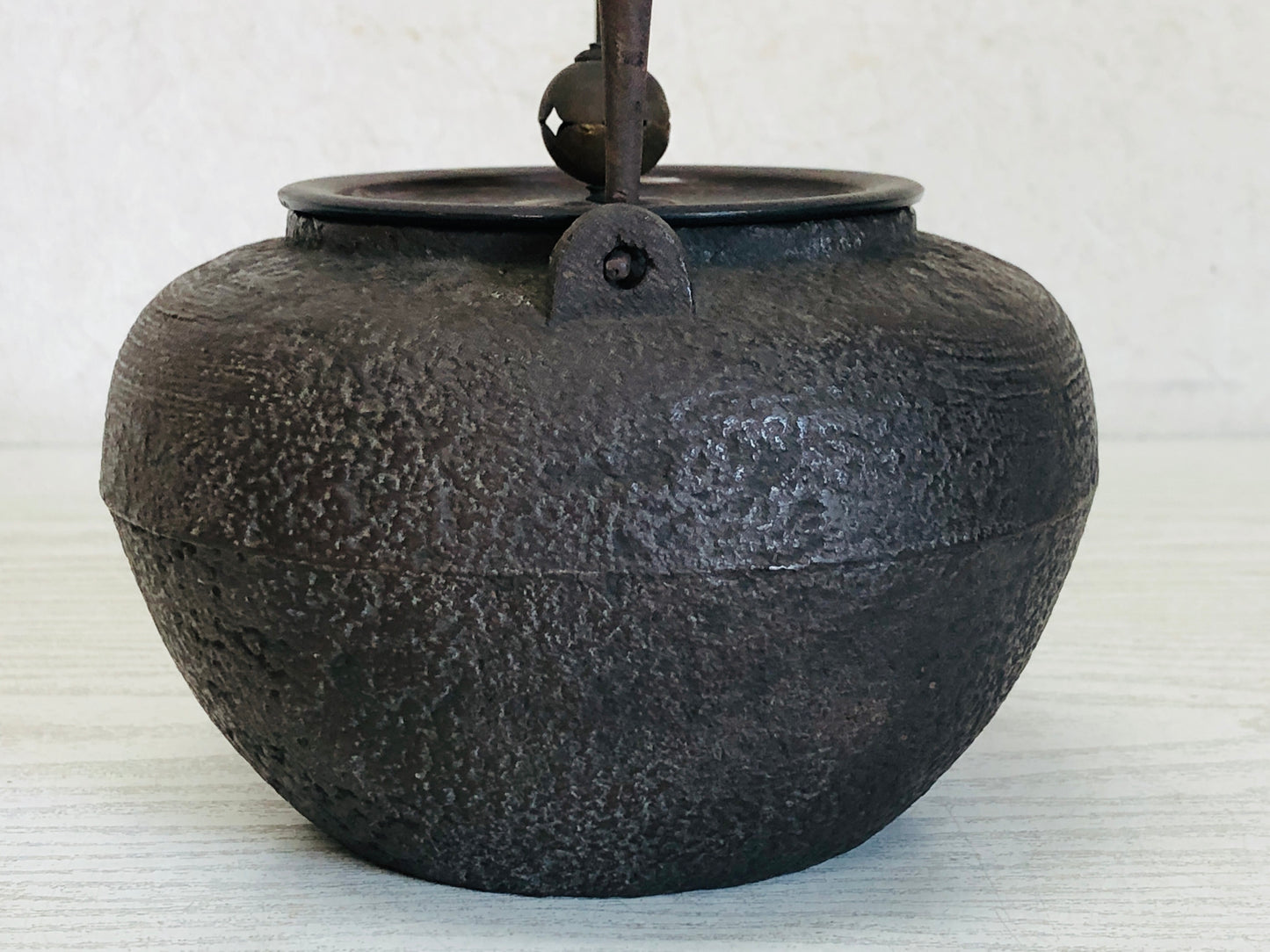Y3614 TETSUBIN Iron Teapot Copper Lid  brush pattern Tea Kettle Japan antique