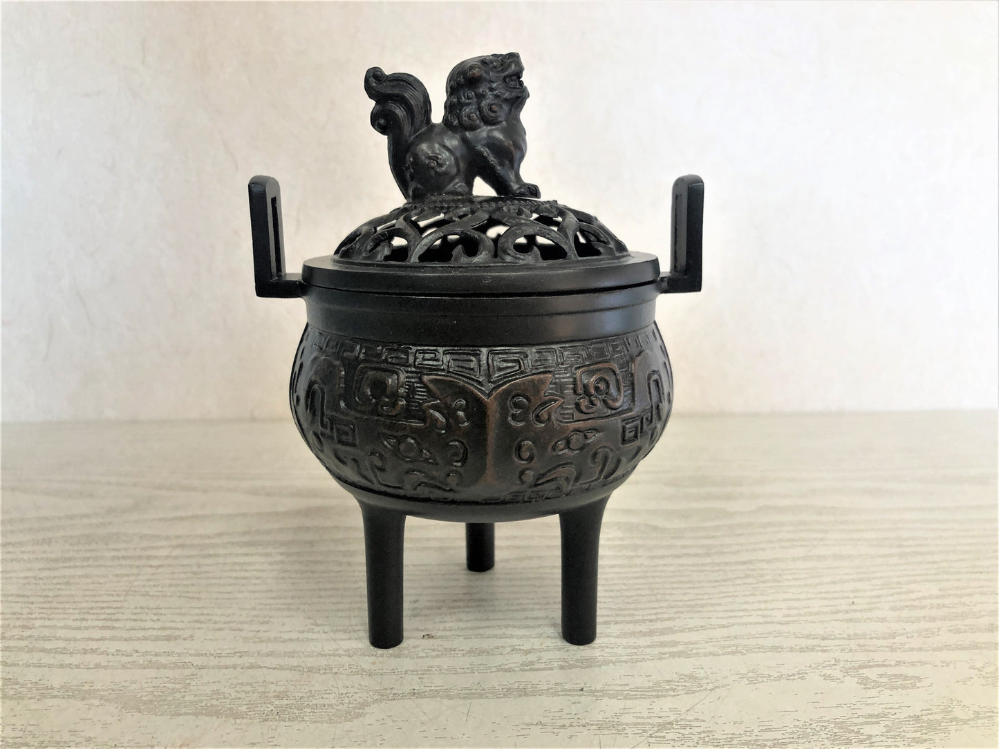 Y3785 KOURO Copper signed box Japan antique fragrance aroma incense burner