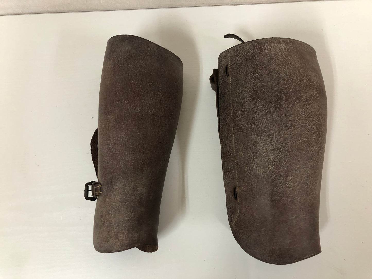 Y3924 Imperial Japan Army Greaves Shin Guards military gear Japanese WW2 vintage