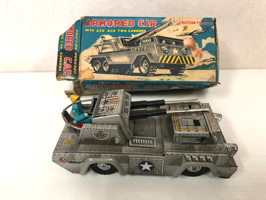 Y3971 TIN TOY Tank armored car combat vehicle box Japanese antique vintage