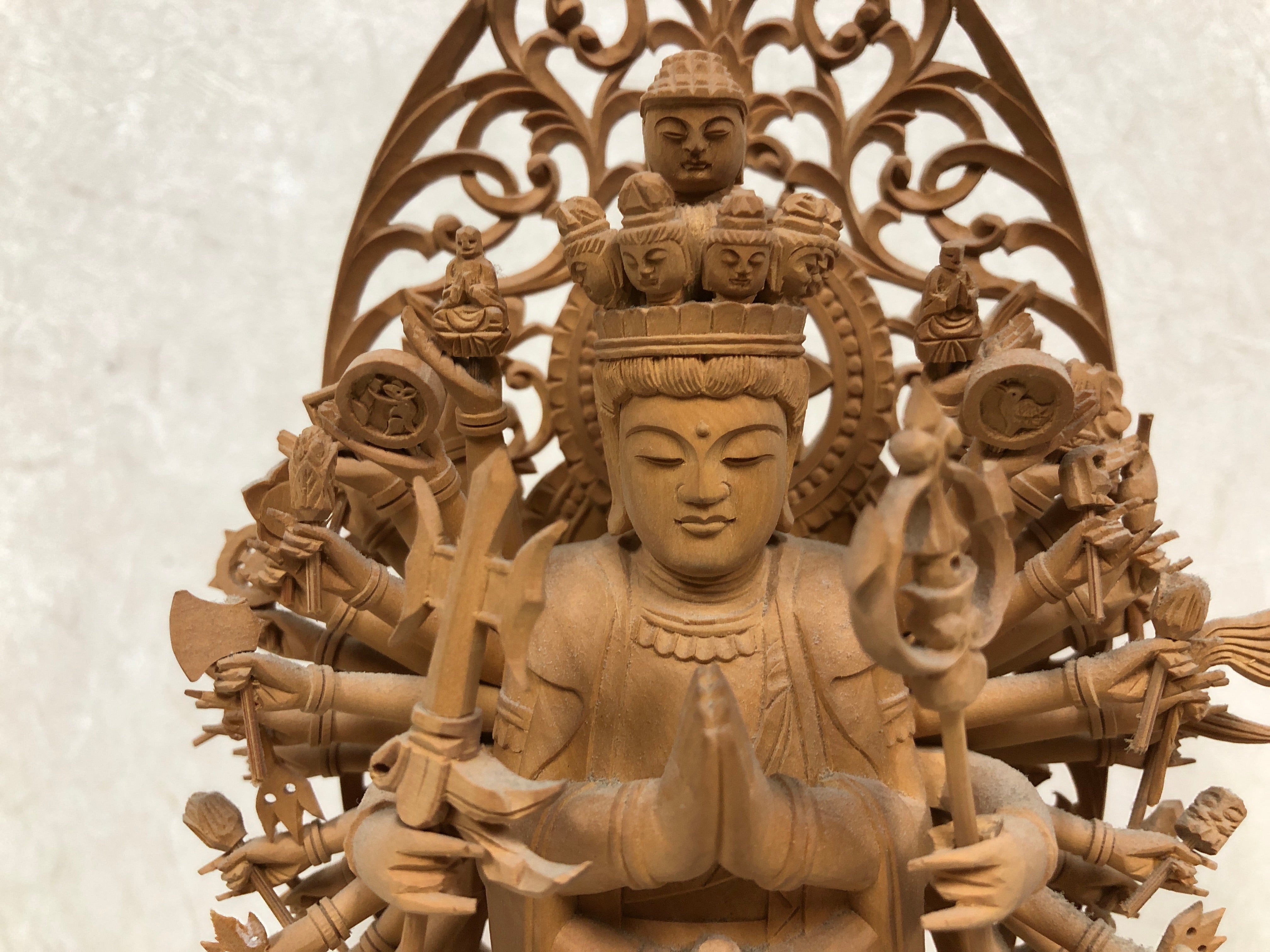驚きの値段で】 仏おパグさん:木彫(buddha opug-san:wooden statue ...