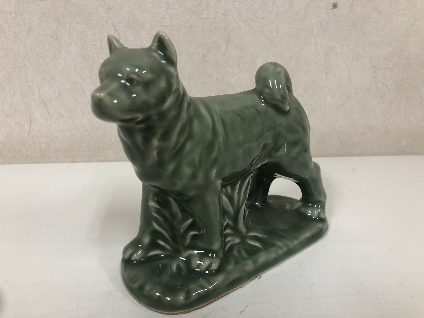 Y4090 OKIMONO Celadon Dog figure ceramic figurine Japan antique vintage decor