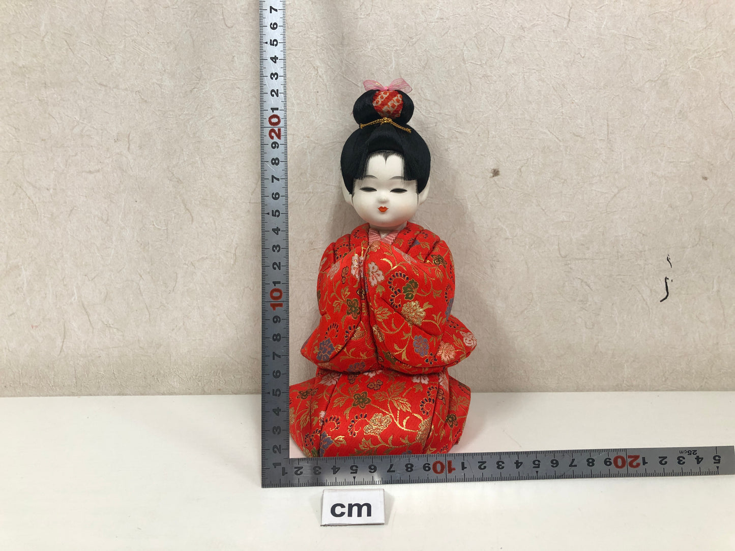 Y4093 NINGYO Kimekomi Doll girl Japan vintage figure antique interior decor