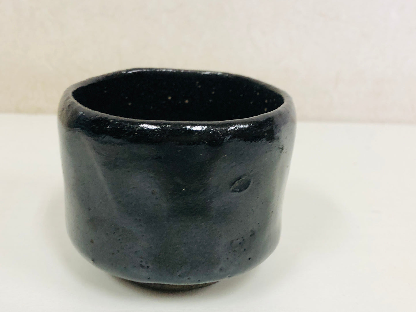 Y4106 CHAWAN Raku-ware Black signed bag Japan antique tea ceremony pottery bowl