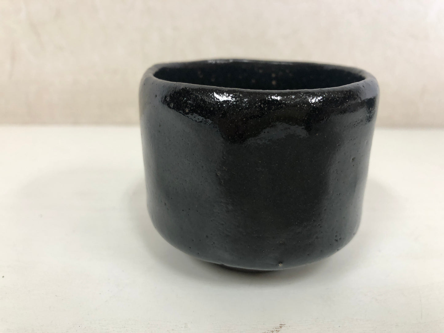 Y4106 CHAWAN Raku-ware Black signed bag Japan antique tea ceremony pottery bowl