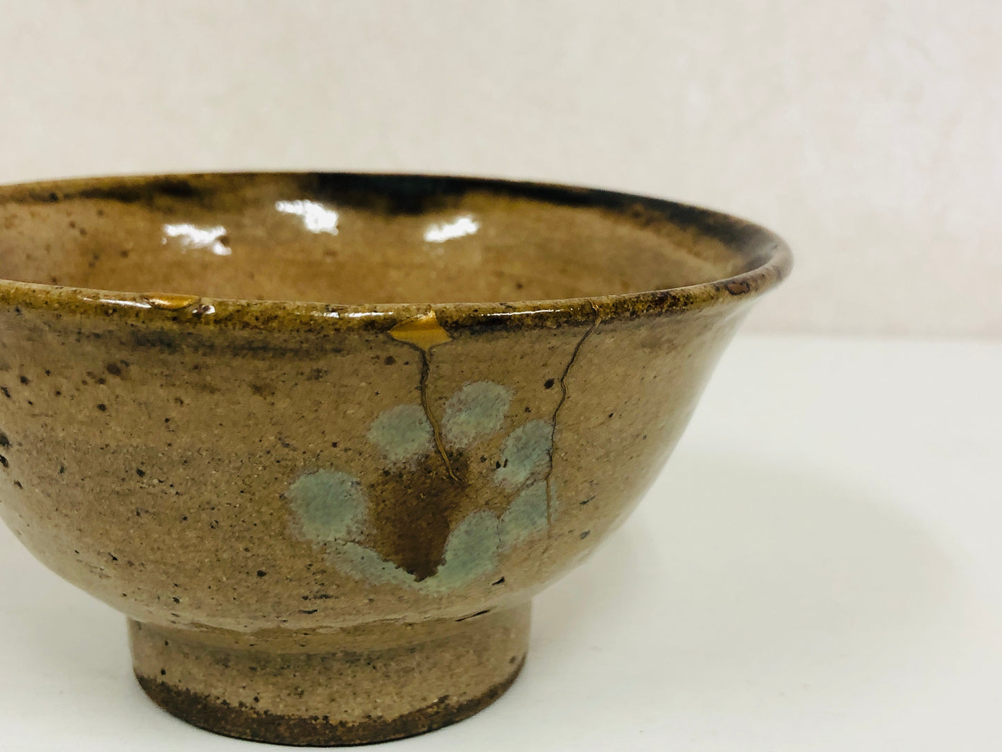 Y4108 CHAWAN Ryukyu-ware kintsugi Japan antique tea ceremony pottery bowl