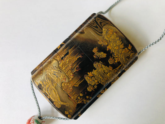 Y4132 INROU Pill Box Makie Lion Japanese antique traditional kimono