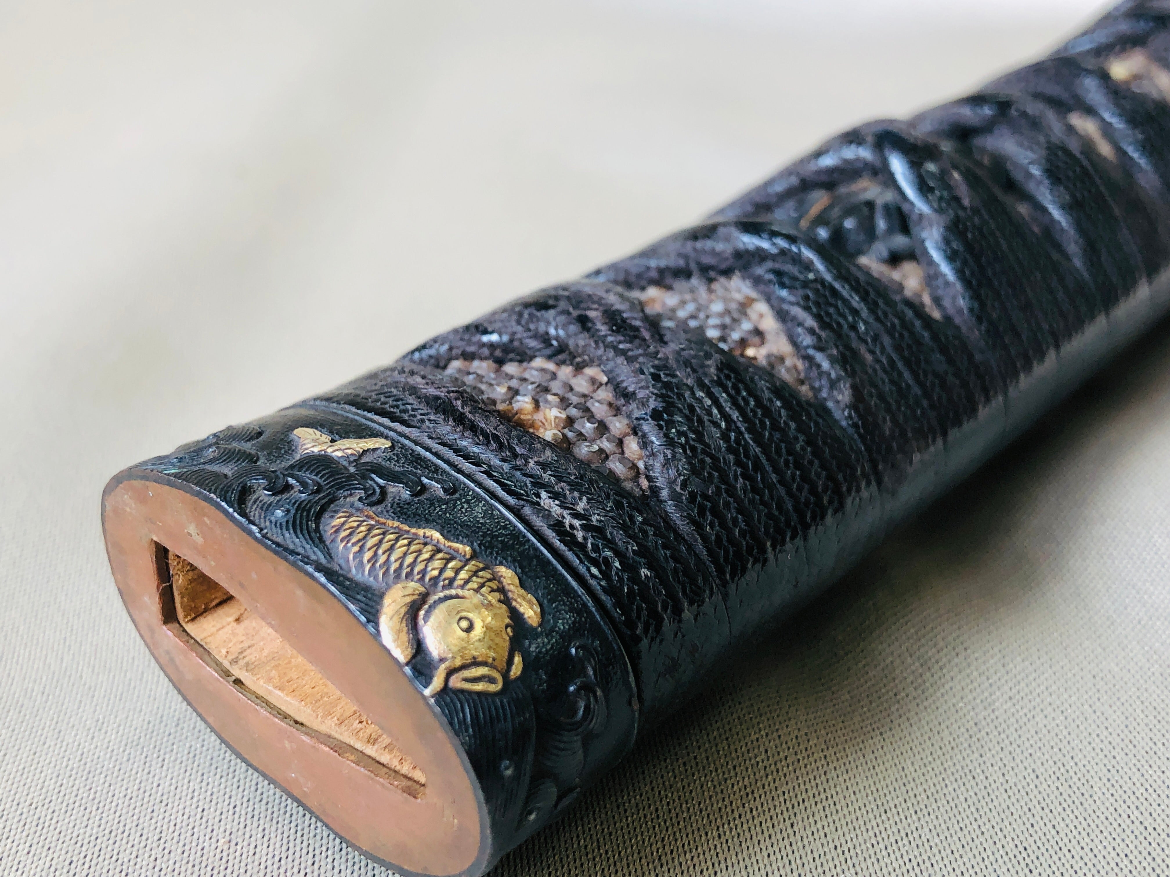 Y4219 TSUKA Wakizashi samurai sword wave koi fish Koshirae tsuba 