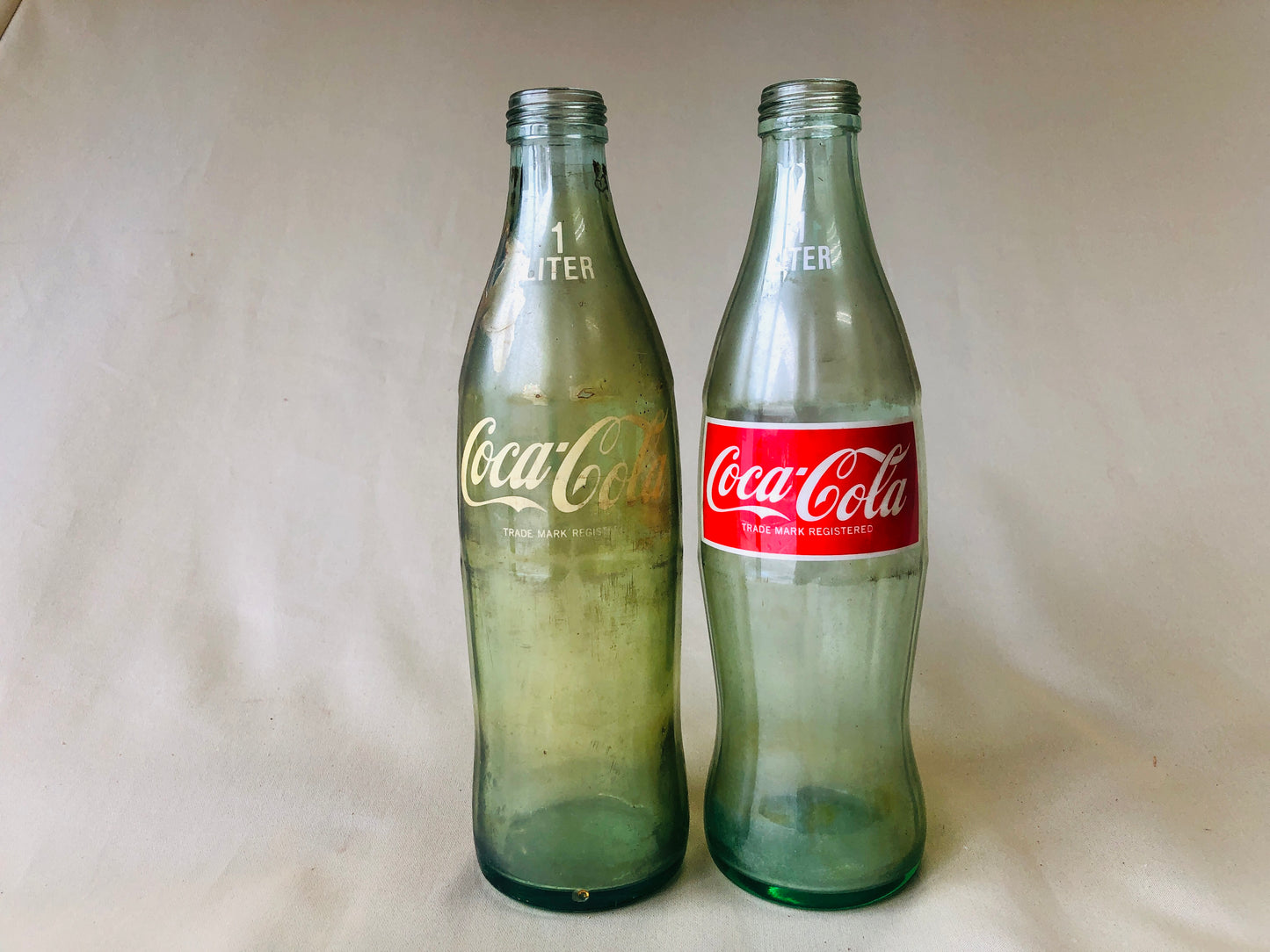 Y4281 BOTTLE Coca-Cola empty 1 liter soda set Japanese antique vintage Japan