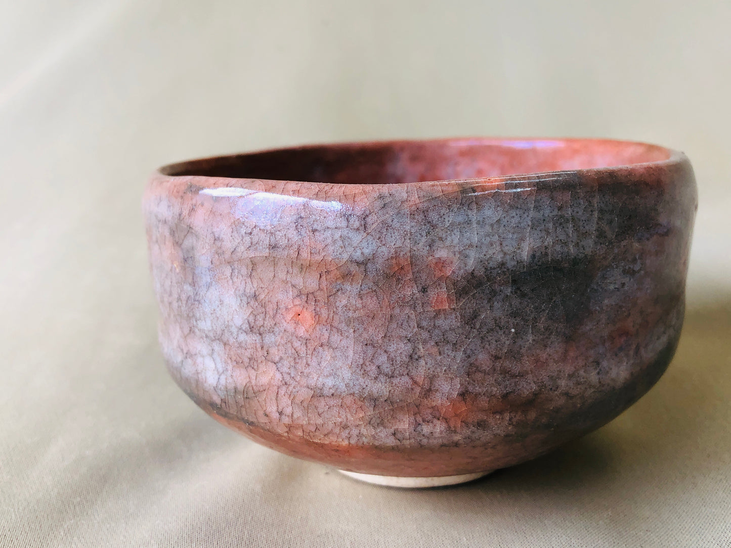 Y4349 CHAWAN Raku-ware signed red Japan antique tea ceremony pottery bowl