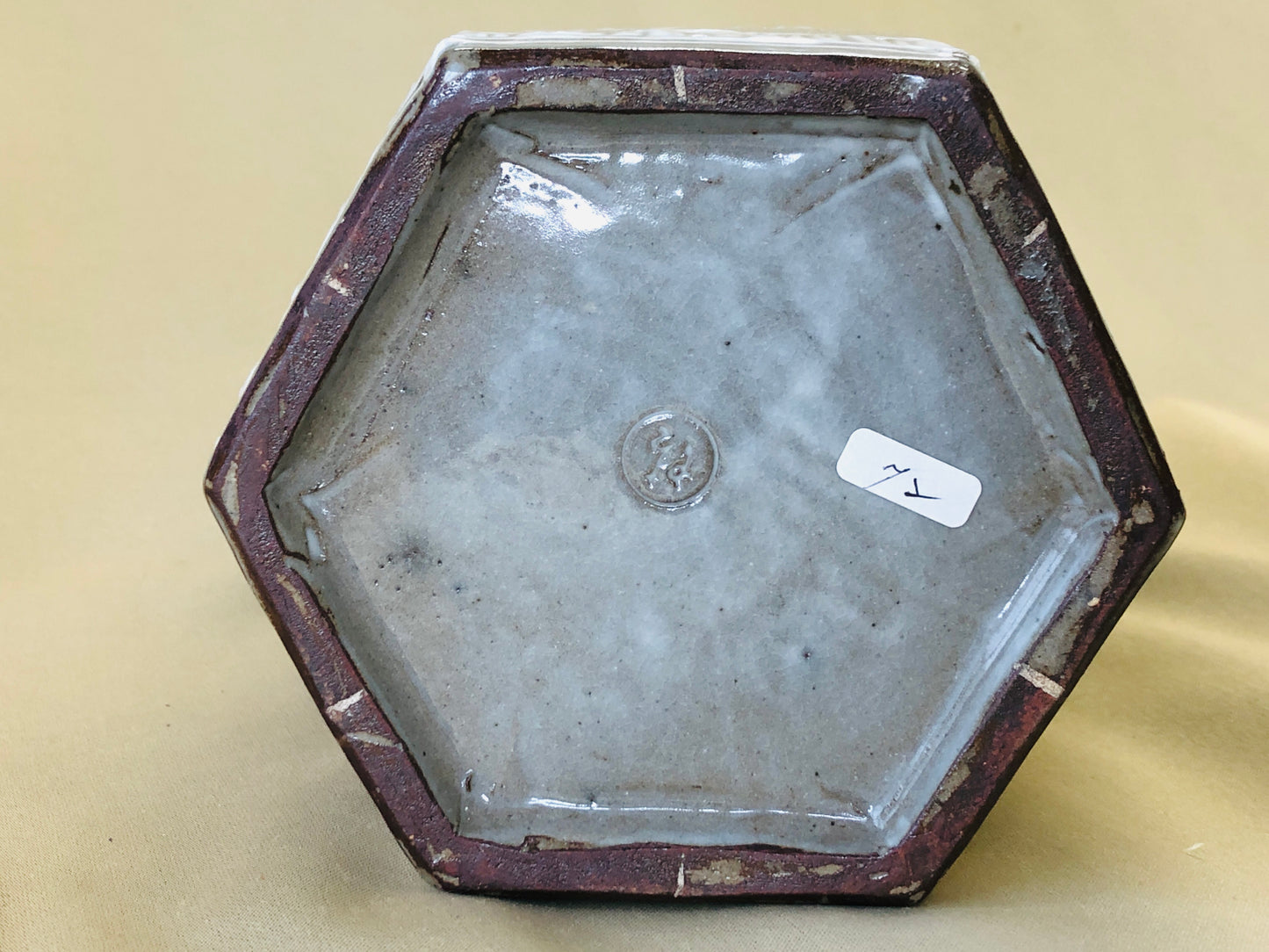 Y4351 MIZUSASHI Mino-ware hexagonal water pot signed Japan Tea Ceremony antique