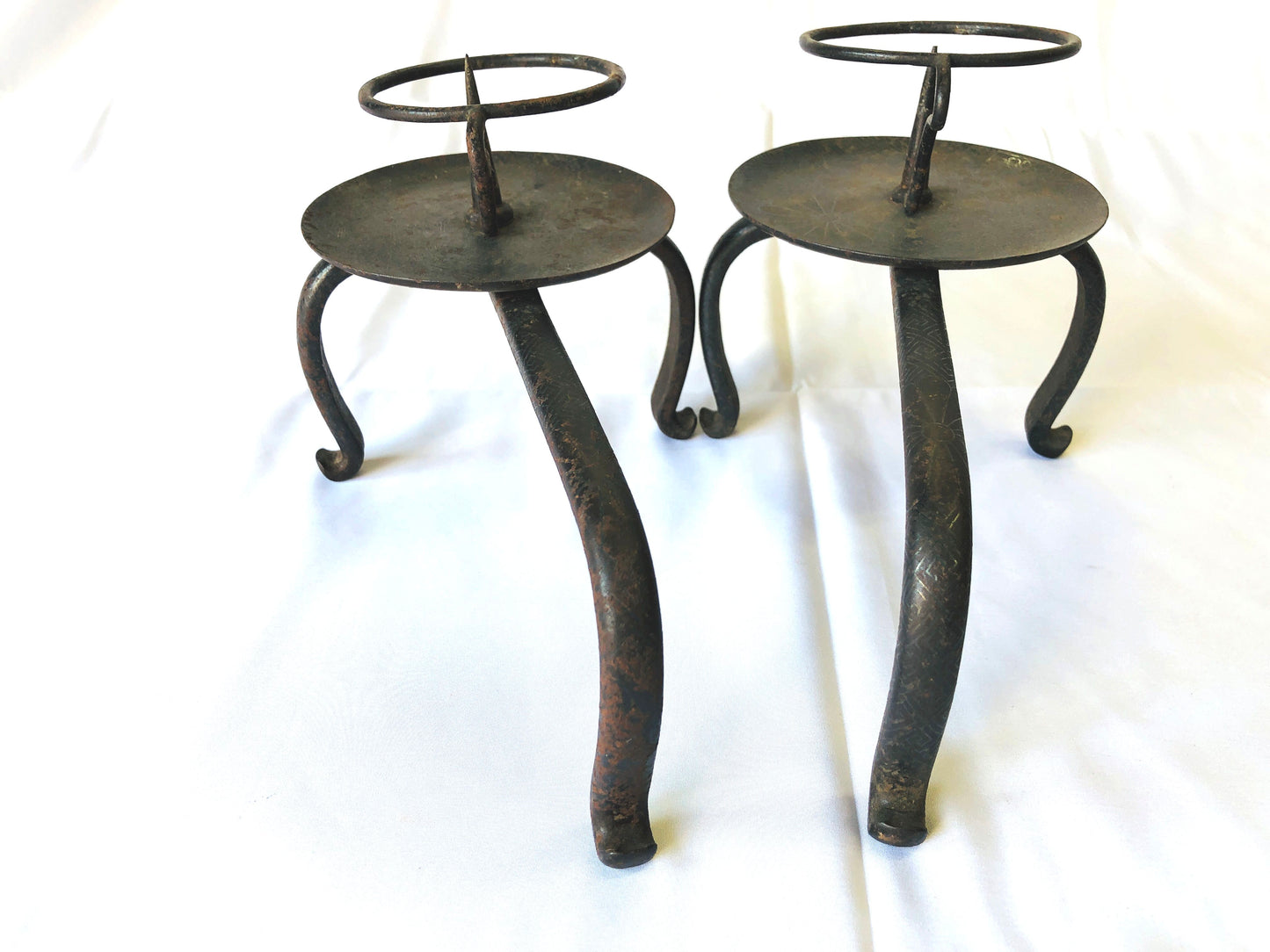 Y4386 Buddhist Altar Equipment Iron Candle Stand Holder pair inlay Japan antique