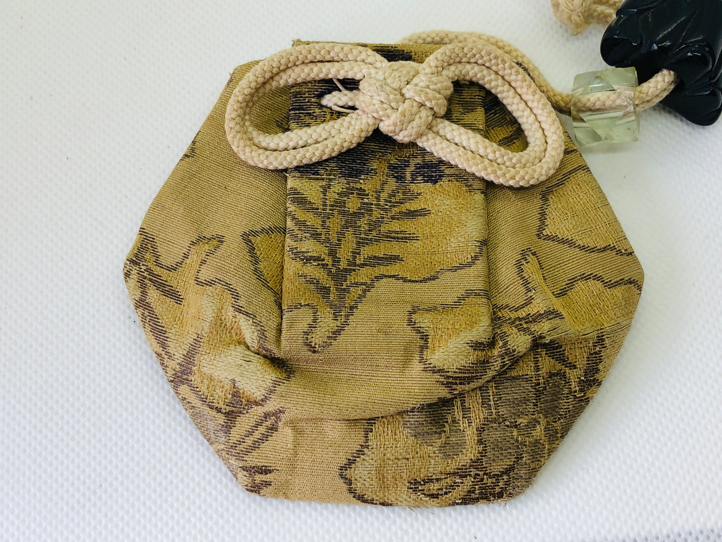 Y4402 SAGEMONO wood carving Netsuke Japan traditional antique kimono accessory