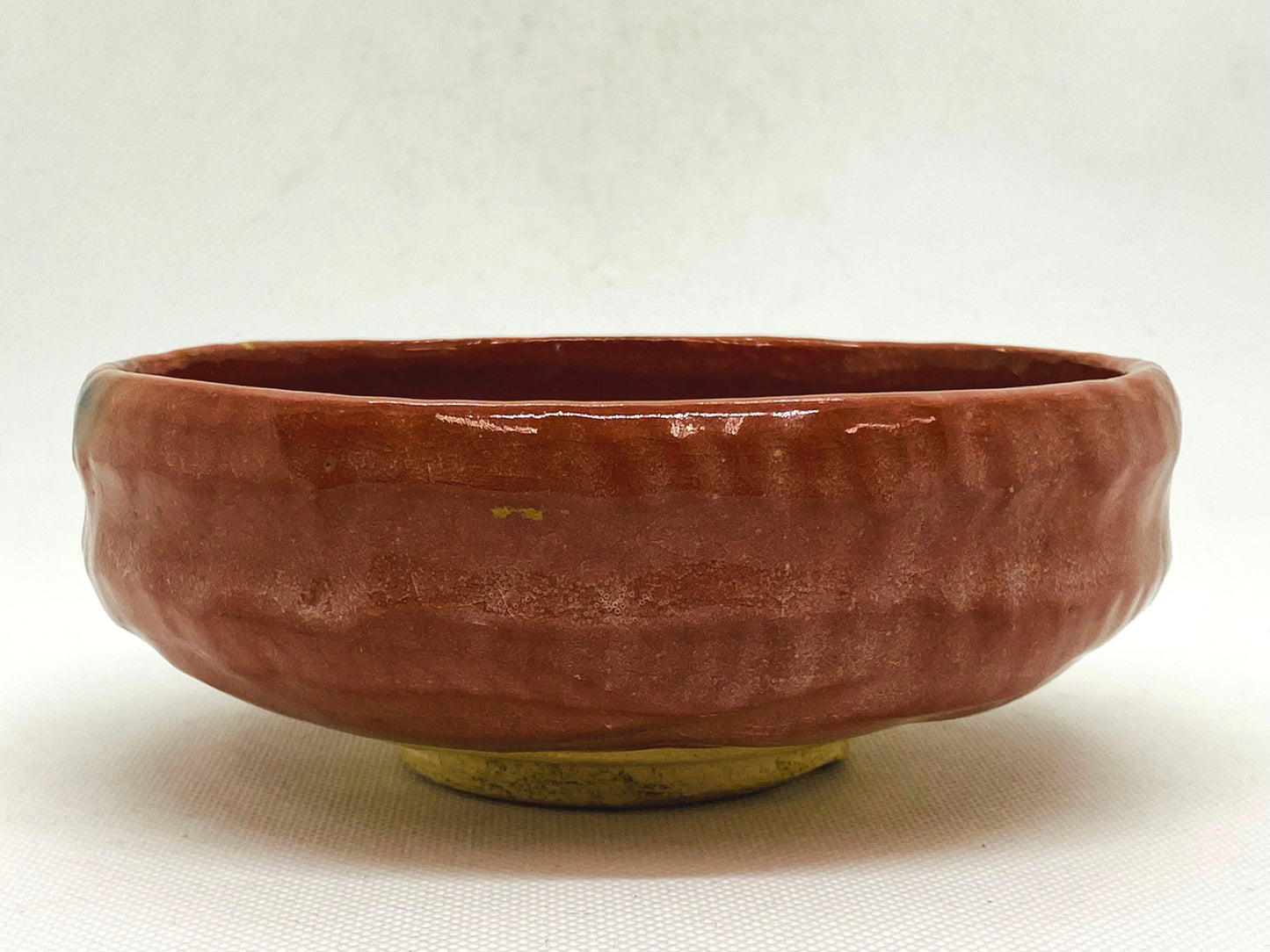 Y4572 CHAWAN Raku-ware red flat signed Japan antique tea ceremony pottery bowl