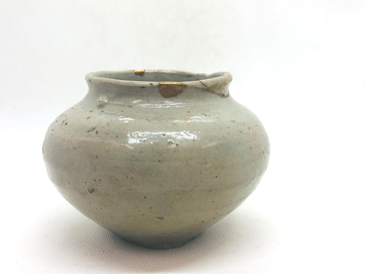 Y4592 VASE Ly Dynasty pot jar white porcelain kintsugi Vietnam antique vintage
