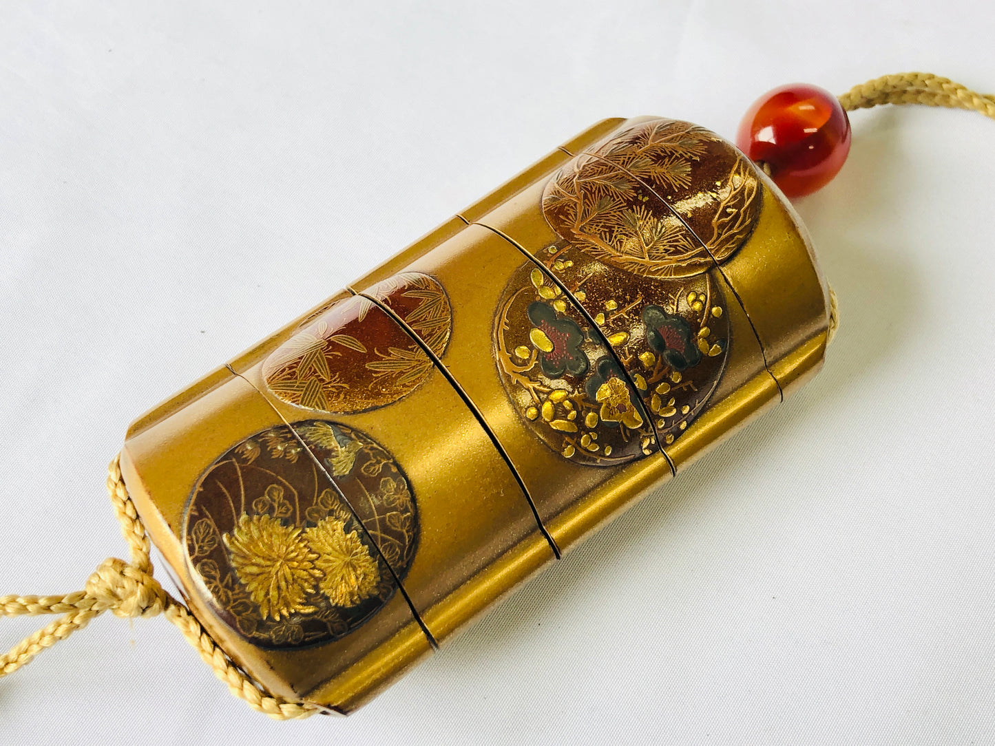 Y4615 INROU Makie Pill Box matt finish inside Japan antique kimono accessory