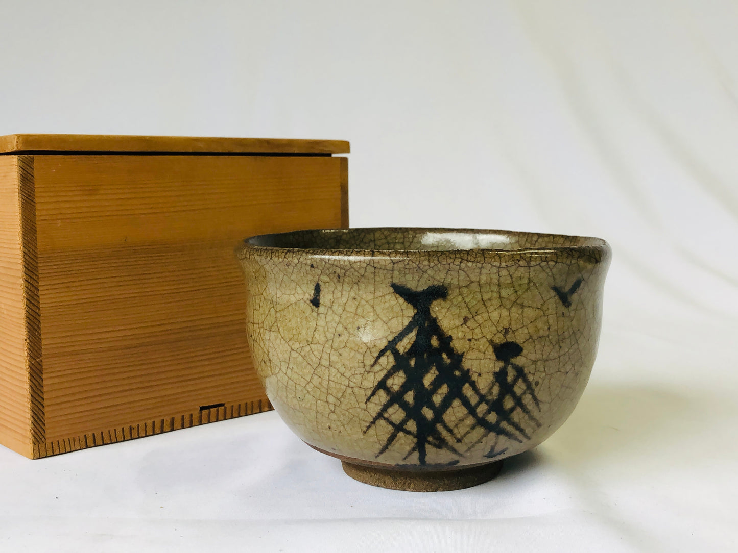 Y4640 CHAWAN Karatsu-ware box picture karatsu Japan antique tea ceremony pottery
