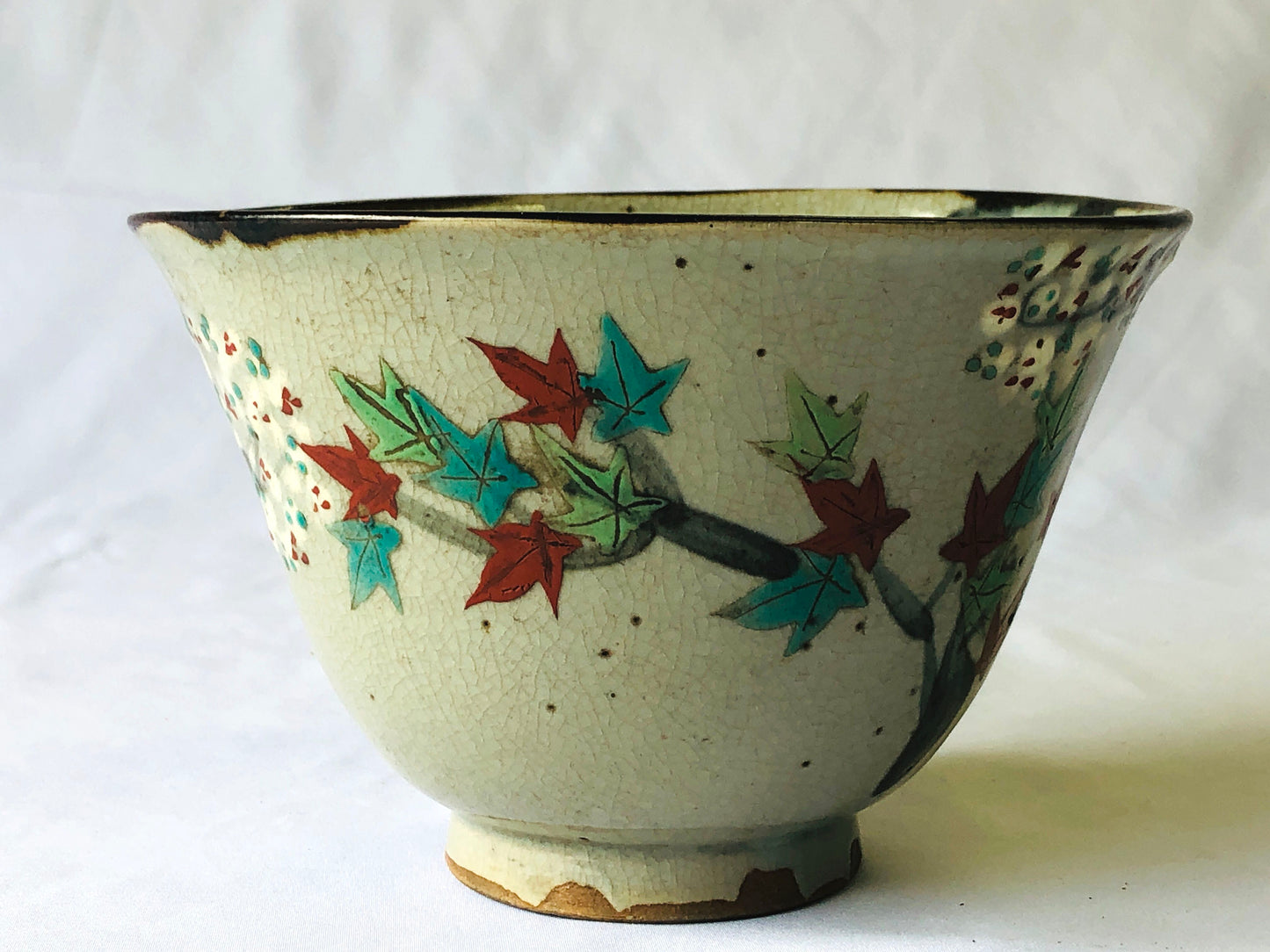 Y4674 CHAWAN Inuyama-ware confectionery bowl autumn leaves signed Japan antique