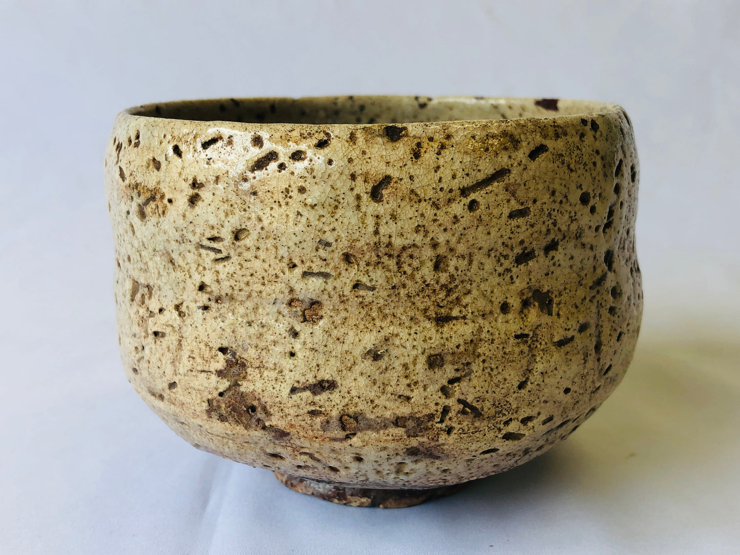 Y4698 CHAWAN Raku-ware white kintsugi box Japan antique tea ceremony pottery