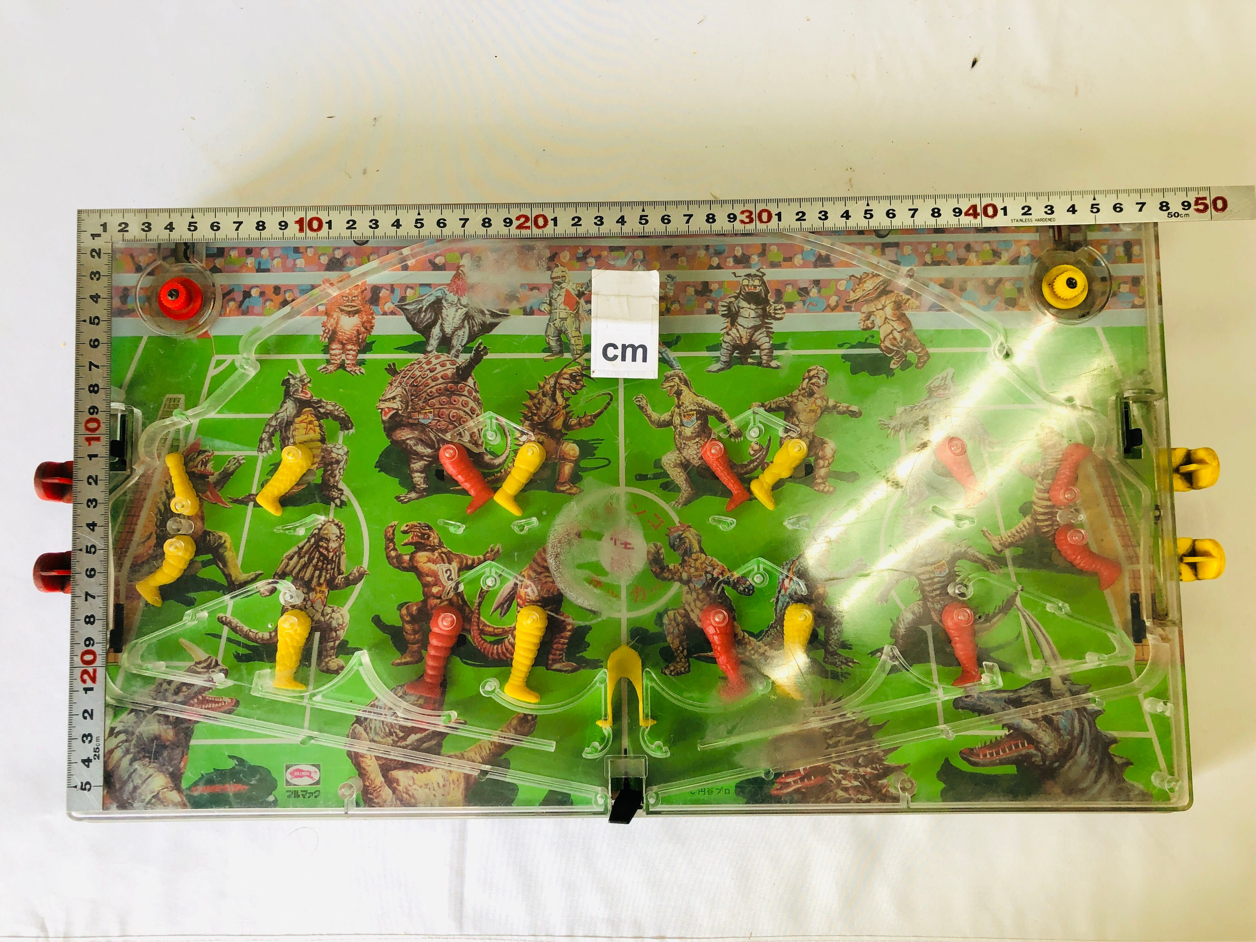 Y4932 TOY Ultraman Kaiju monsters Bullmark soccer game Japan