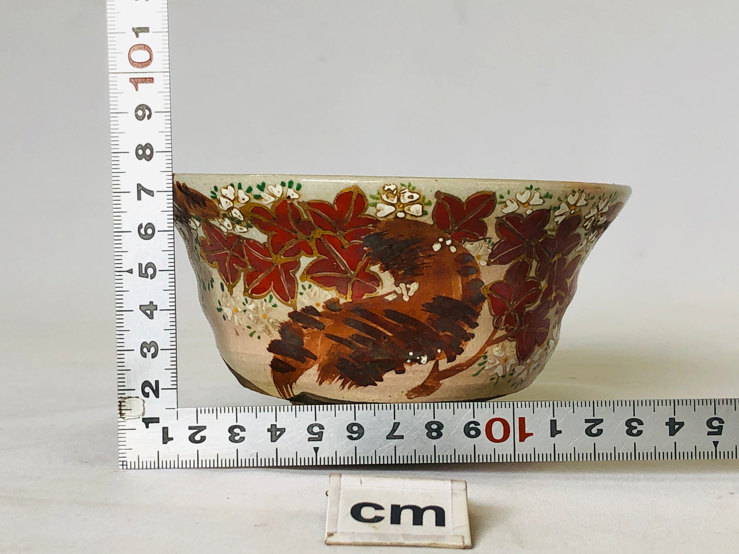 Y5015 CHAWAN Inuyama-ware signed autumn leaves Japan antique tea ceremony bowl