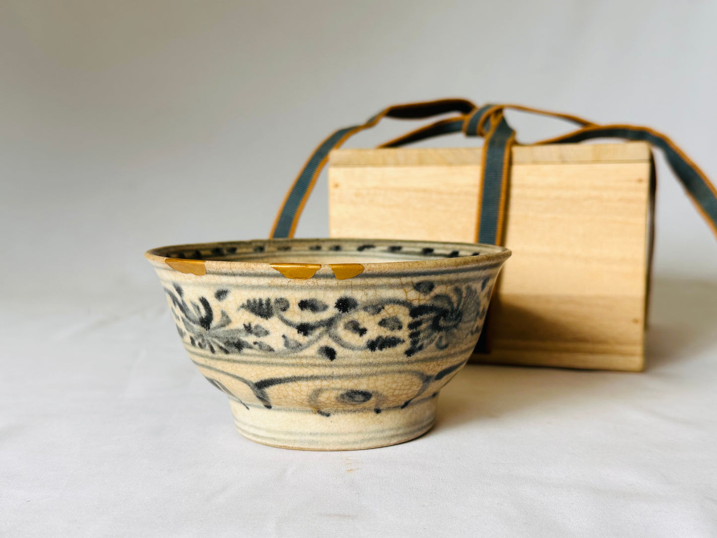 Y5028 CHAWAN Annan-ware kintsugi box Japan antique tea ceremony pottery bowl