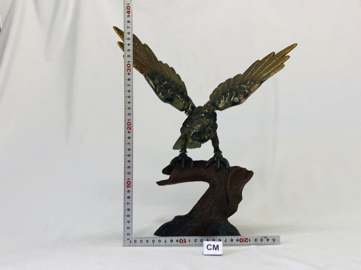 Y5066 OKIMONO metal Hawk Falcon figure figurine Japan antique interior decor