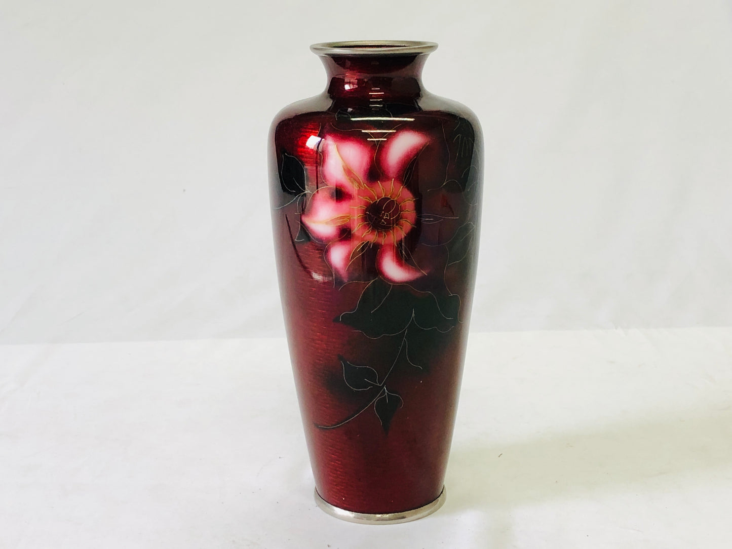 Y5117 FLOWER VASE Ando Cloisonne red flower signed Japan ikebana antique decor