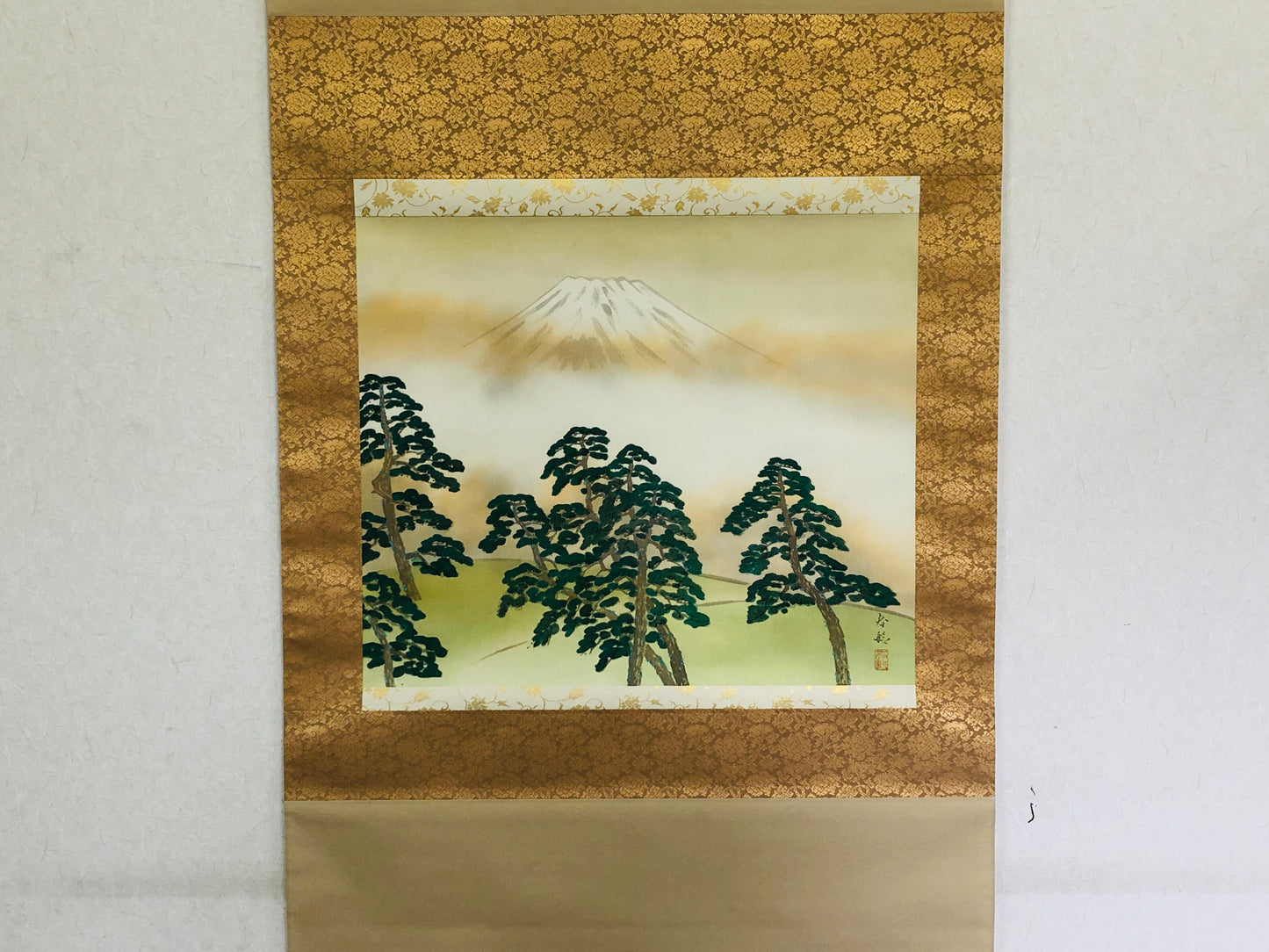 Y5192 KAKEJIKU Mt. Fuji Pine signed box Japan hanging scroll interior wall decor