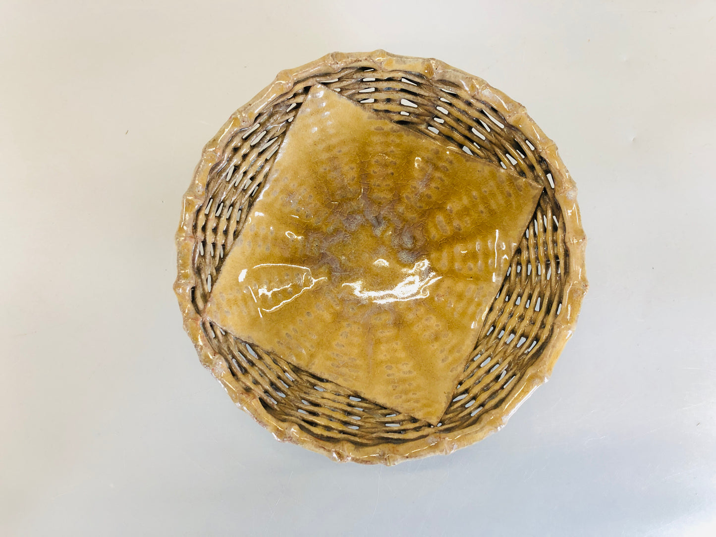 Y5408 CHAWAN Fujimi-ware confectionery bowl  braided signed Japan antique