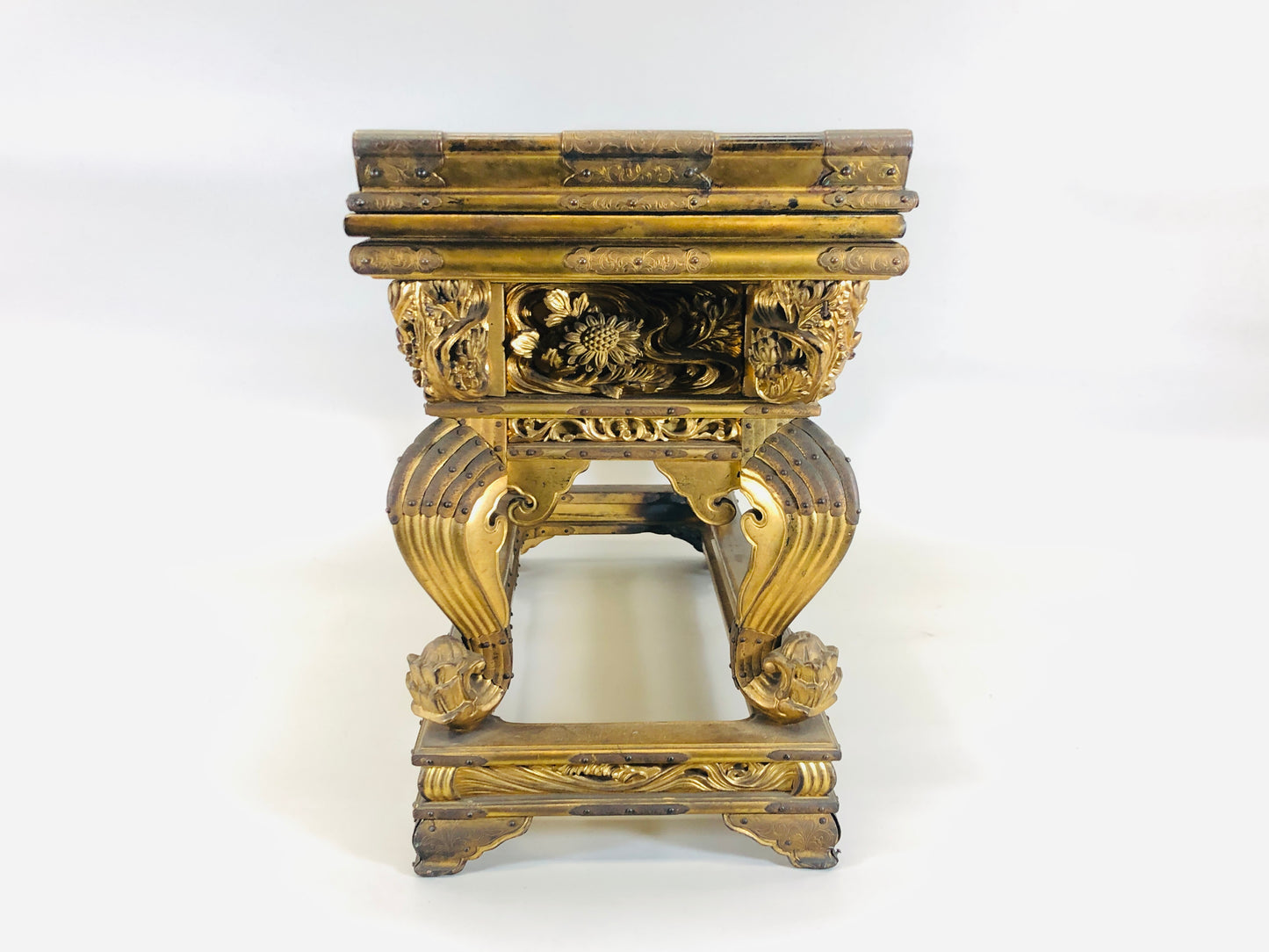 Y5446 Buddhist Altar Equipment Sutra desk gold color openwork Japan antique