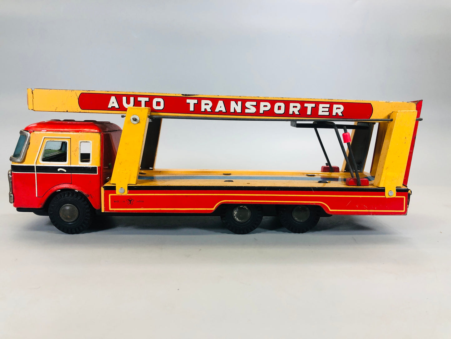 Y5502 TIN TOY Auto Transporter bike carrier box truck Japan antique vintage
