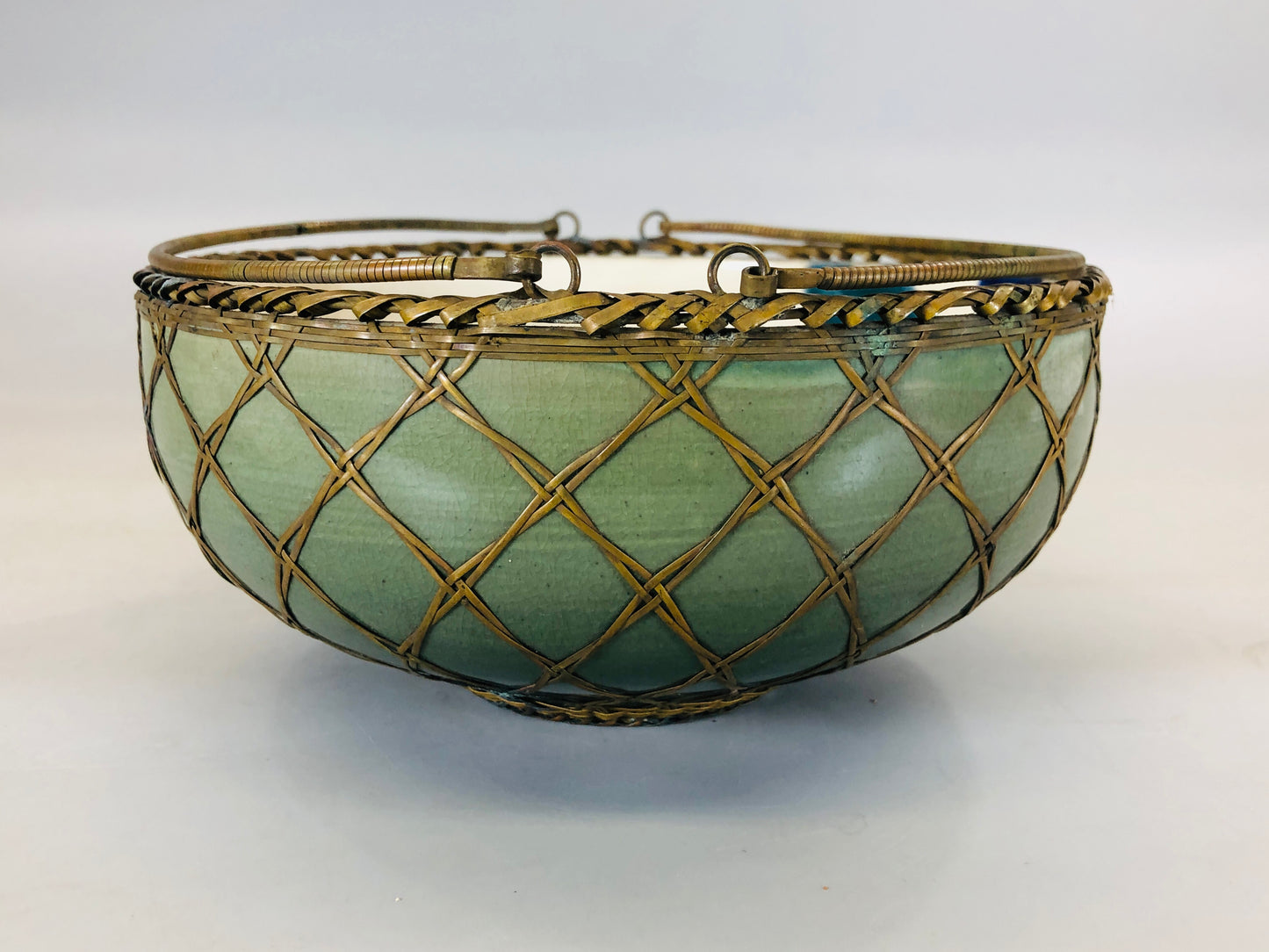 Y5593 CHAWAN Seto-ware handle Japan confectionery bowl antique vintage tableware