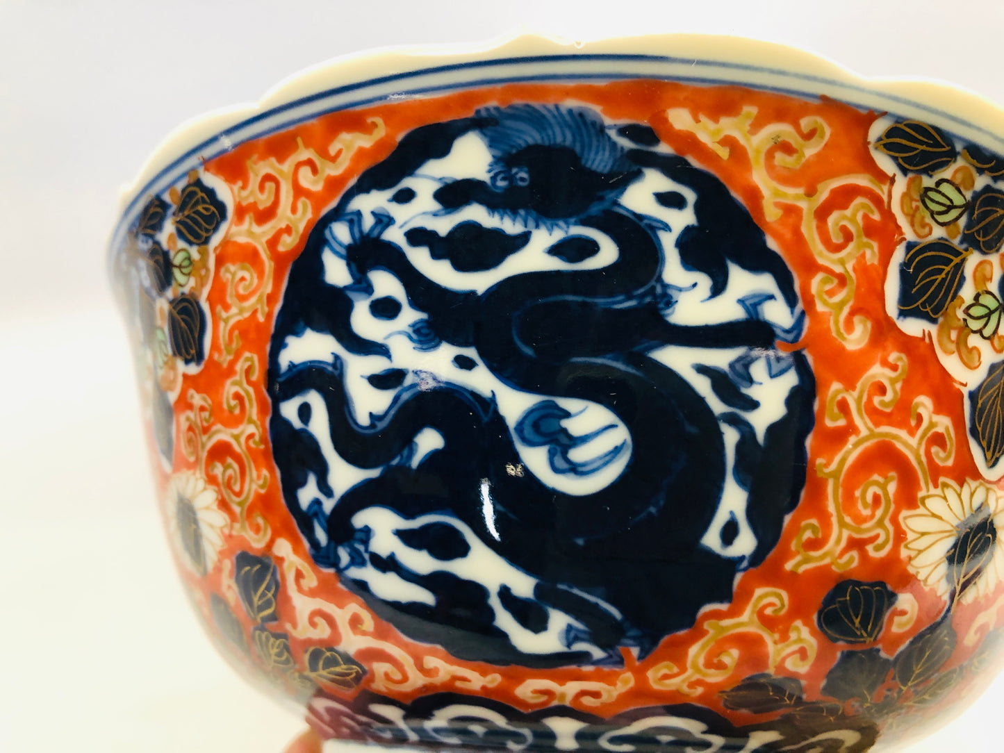 Y5595 CHAWAN Imari-ware Koimari signed dragon color paint Japan antique bowl