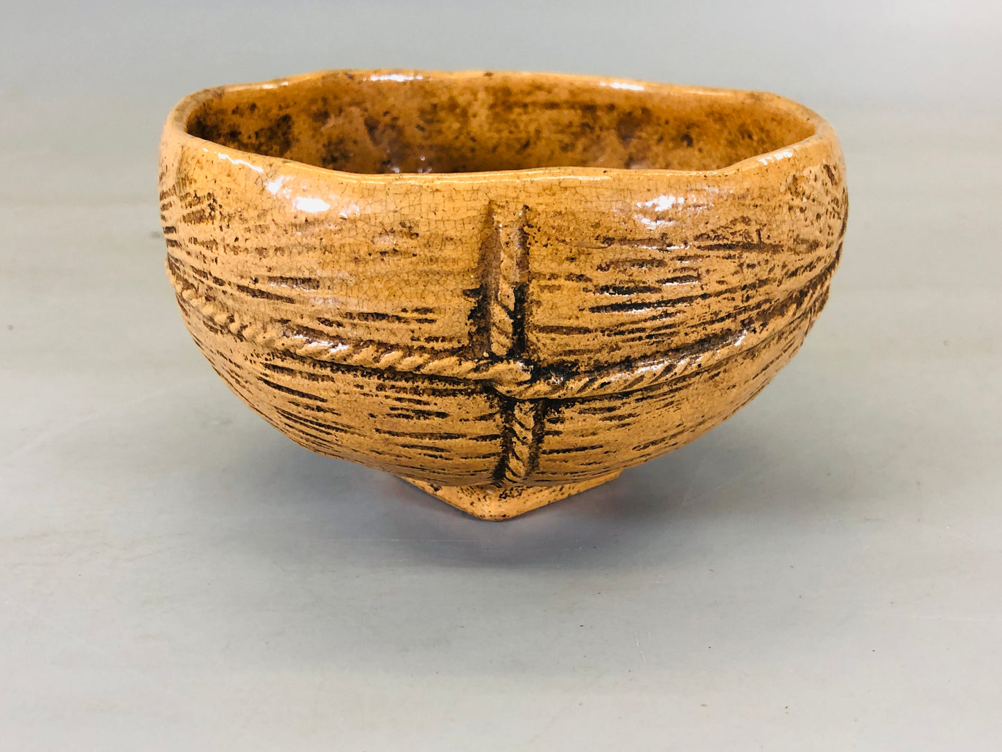 Y5680 CHAWAN Seto-ware bale shape signed Japan antique tea ceremony bowl pottery
