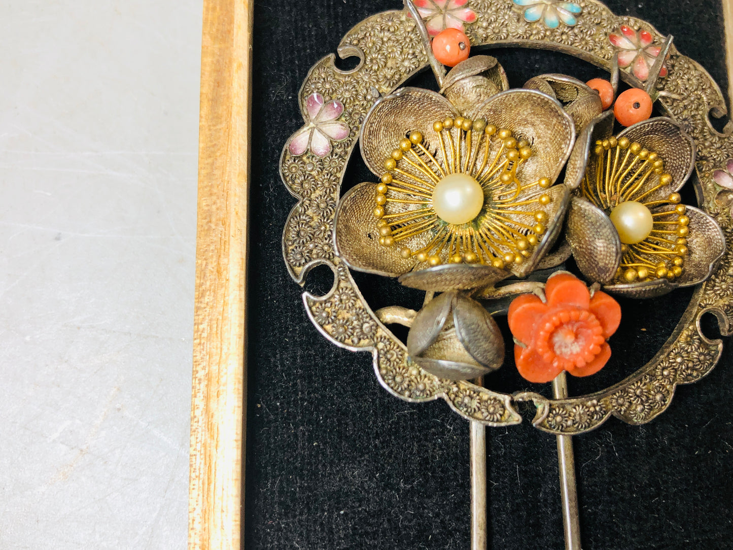 Y5727 KANZASHI Coral Cloisonne Silverwork Hair Stick pin Japan kimono  antique