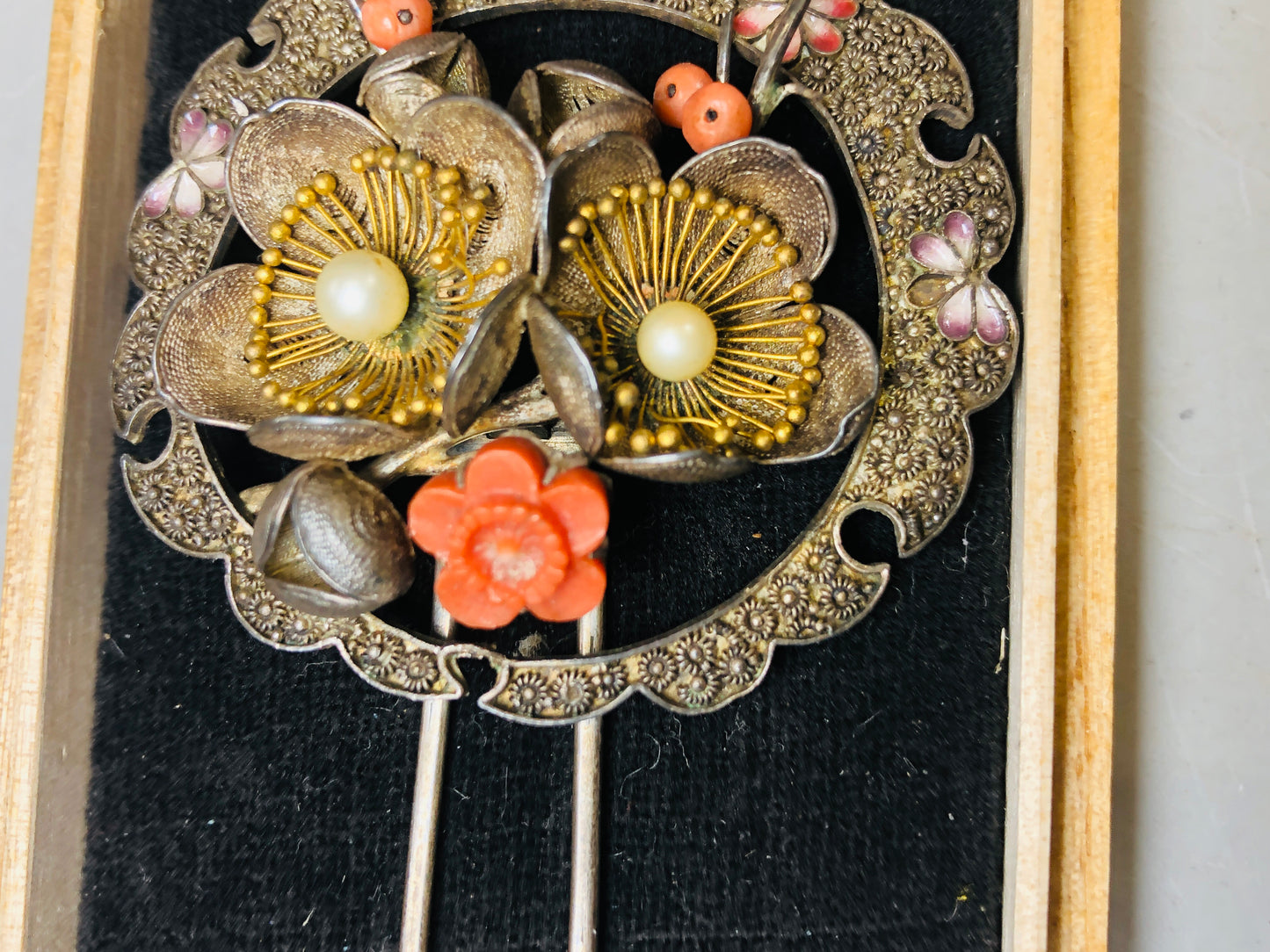 Y5727 KANZASHI Coral Cloisonne Silverwork Hair Stick pin Japan kimono  antique