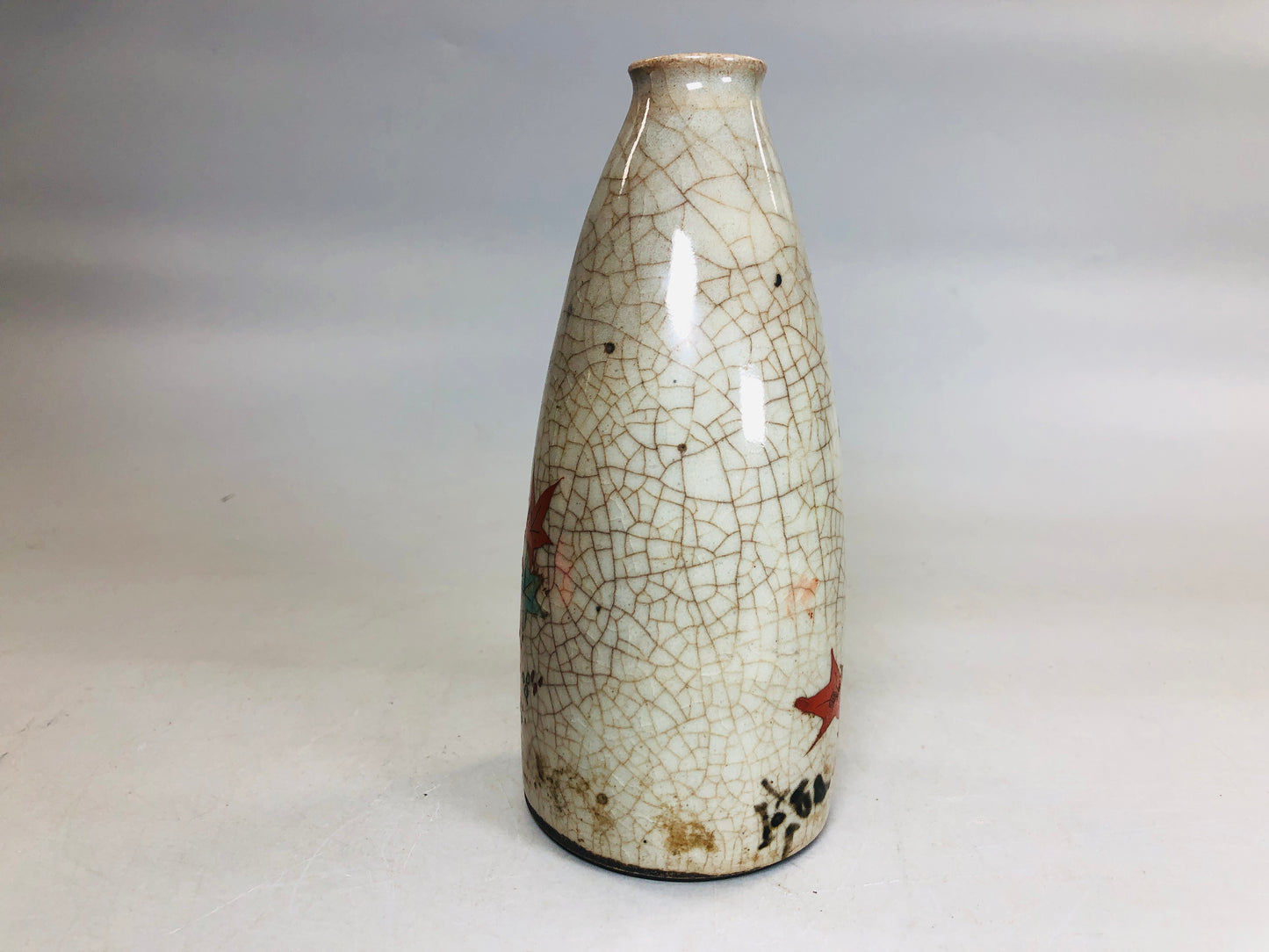 Y5775 CHOUSHI Inuyama-ware sake bottle autumn leaves signed Japan antique pot