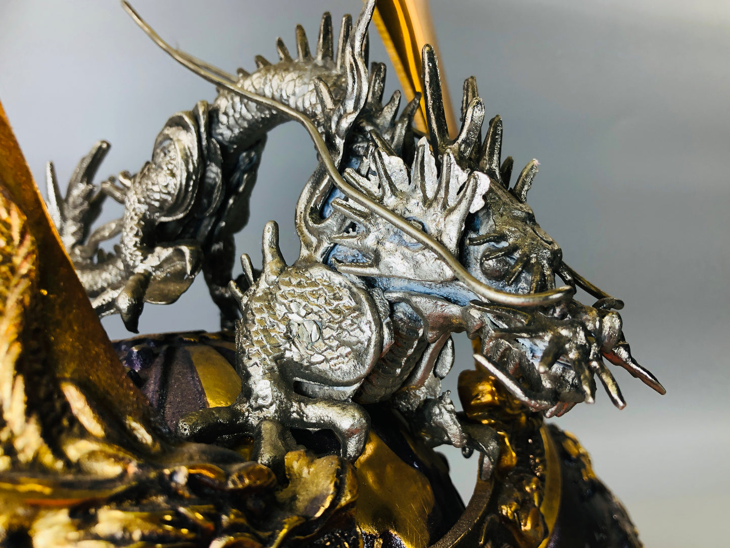 Y5851 OKIMONO Metal kabuto helmet figurine dragon decoration Japan antique decor