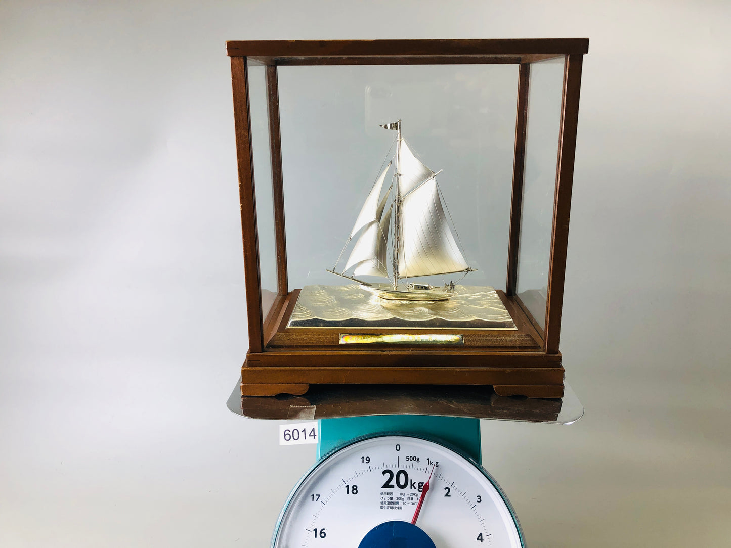 Y6014 OKIMONO Silver Yacht figure signed glass case Japan antique interior decor