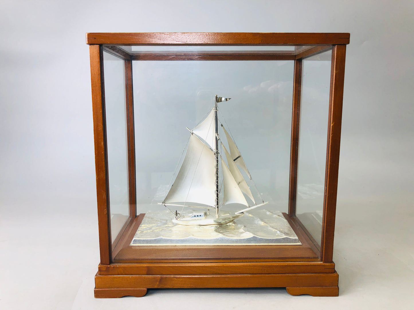 Y6014 OKIMONO Silver Yacht figure signed glass case Japan antique interior decor